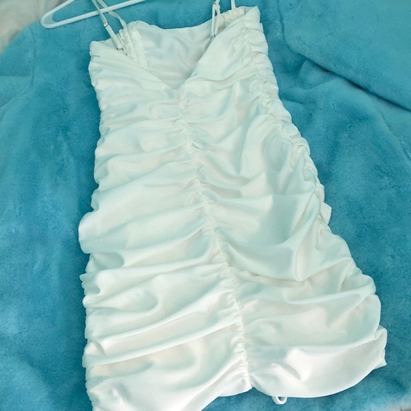 White ruche slinky dress bodycon mini dress - Picture 6 of 7